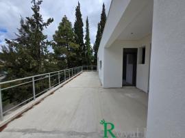 Προς Ενοικίαση Κτίριο Διαμερισμάτων, στην Καρδιά του Παλαιού Ψυχικού.