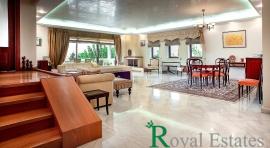 Αθηναϊκή Ριβιέρα, Σαρωνίδα, διατίθεται προς ενοικίαση, πολυτελής μονοκατοικία, σε εξαιρετική κατάσταση