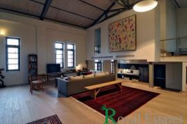 Μοναδικό Loft στο Θησείο Προς Πώληση– Υψηλή αισθητική & σύγχρονες ανέσεις