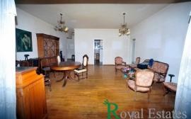 Νέα Σμύρνη, κέντρο, διαμέρισμα διατίθεται προς πώληση, κατάλληλο για επαγγελματική χρήση Νέα Σμύρνη, κέντρο, διαμέρισμα διατίθεται προς πώληση, κατάλληλο για επαγγελματική χρήση