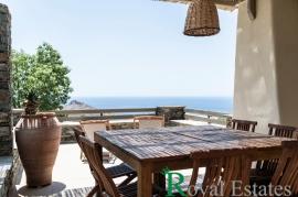 Μεζονέτα υψηλής αισθητικής στις Κυκλάδες, Νήσος Τήνος, περιοχή Άγιος Φωκάς - Πωλείται