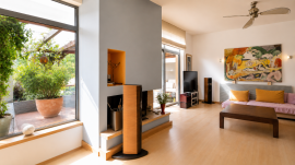 Minimal αισθητικής, πολυτελής μεζονέτα προς πώληση στη Δροσιά, σε συγκρότημα κατοικιών