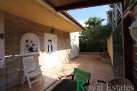 Μονοκατοικία διατίθεται προς πώληση στην περιοχή Κοκκίνη, Μαρμάρι, Εύβοια