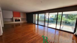 Παλαιό Ψυχικό, πλησίον πλατείας Σολωμού, εξαιρετικό όροφο διαμέρισμα προς πώληση