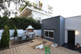 Παλαιό Ψυχικό, πλησίον οδού Δάφνης, πολυτελής minimal αισθητικής μονοκατοικία προς μίσθωση