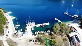 Νήσος Μεγανήσι, περιοχή Σπηλία, προς πώληση, έκταση γής, δίπλα στην θάλασσα