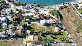 Μονοκατοικία στη νήσο Σαλαμίνα, περιοχή Γυάλα, διατίθεται προς πώληση, πλησίον θάλασσας