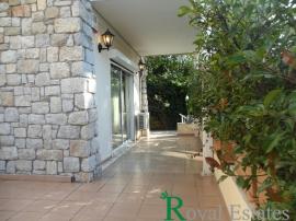 Παλαιό Ψυχικό – Πλησίον πλατείας Ευκαλύπτων, ενοικιάζεται όροφο διαμέρισμα